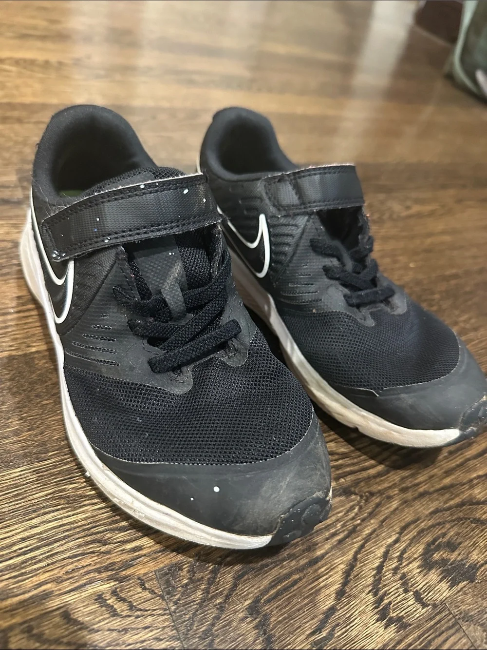 Nike Kids Black and White Hook-and-Loop Athletic Sneakers